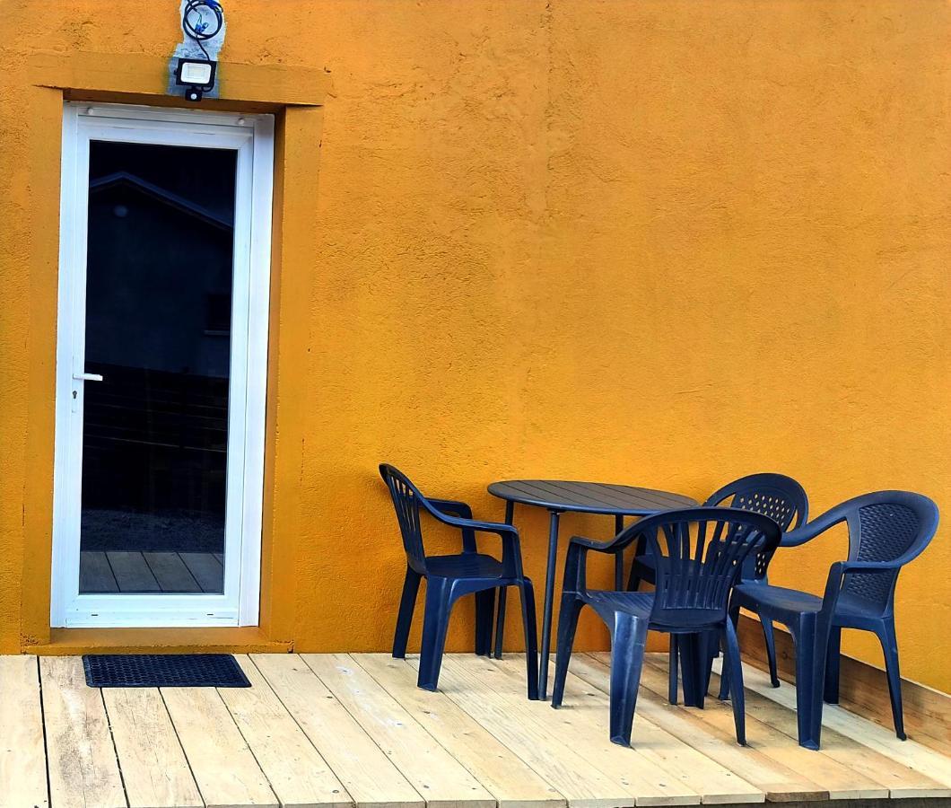 Petit Coin De Bonheur Studio Neuf Avec Terrasse Et Parking Prive A 5Mins Du Centre-Ville La Mure  Eksteriør billede